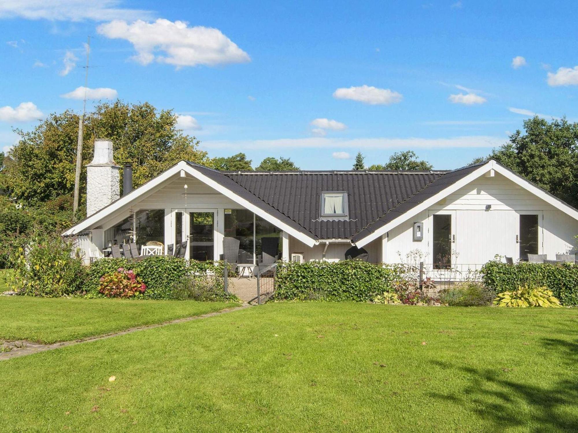 8 Person Holiday Home In Hejls Exterior foto